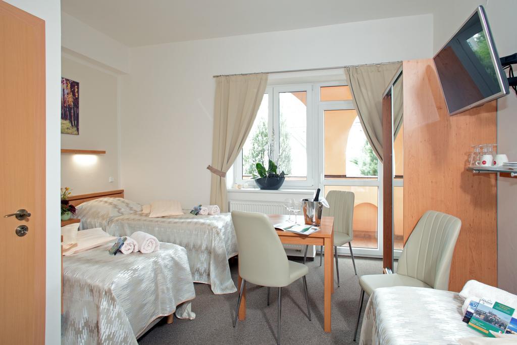 Chambre Double ou Lits Jumeaux